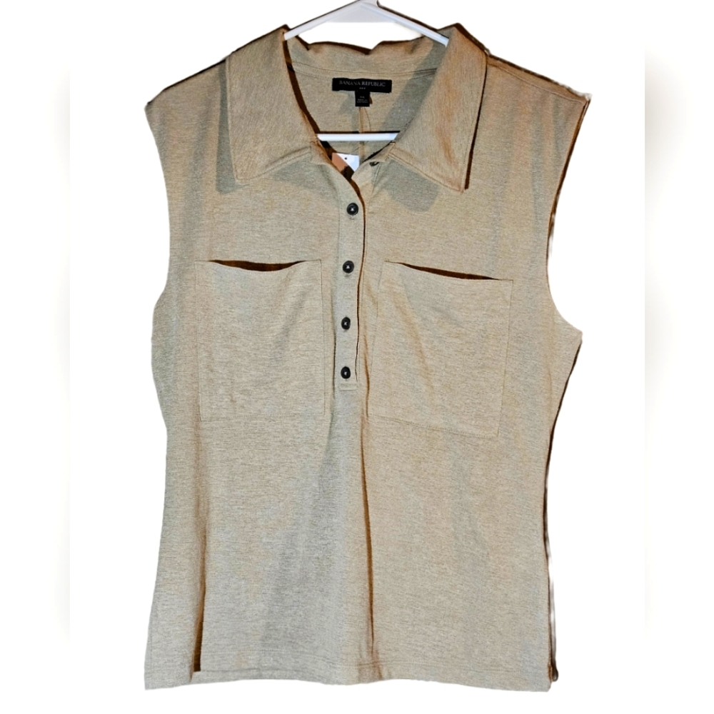 Banana Republic top. Size M